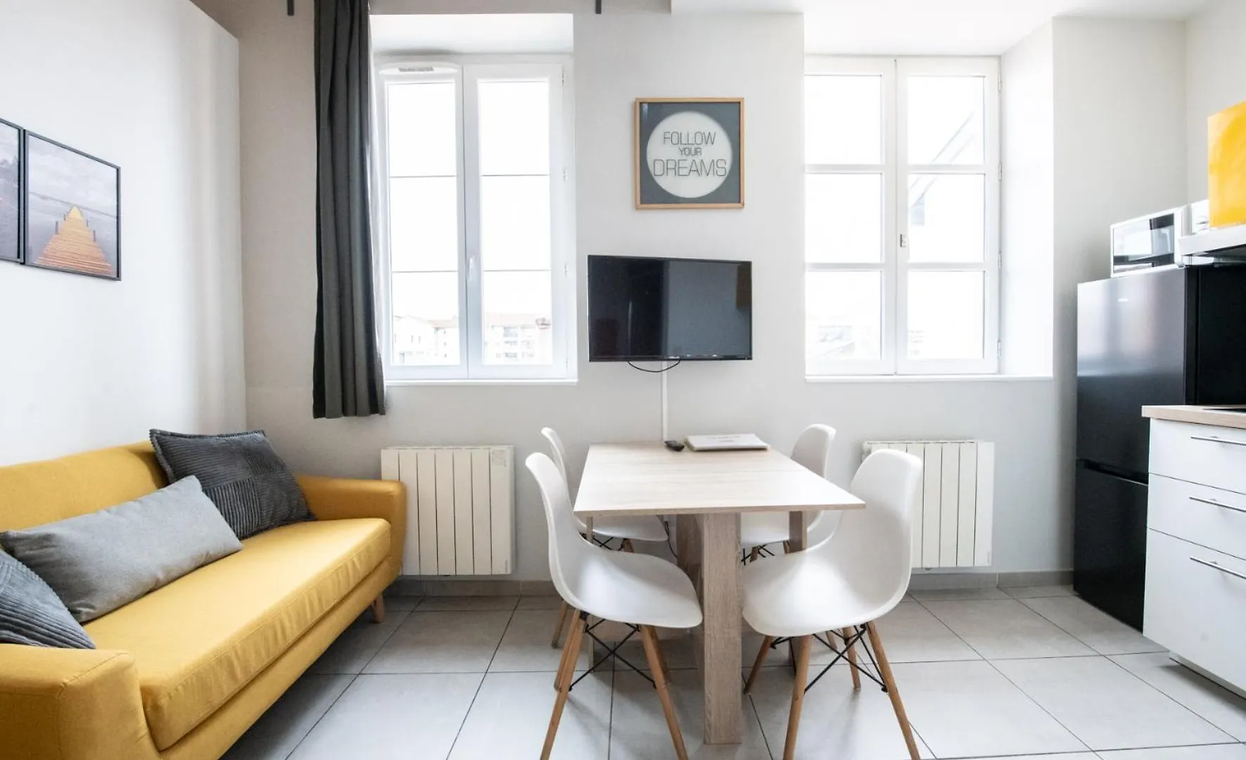 Duplex Scandinave A Cosy Et Calme - Lyon Part-Dieu 0*,  Frankreich
